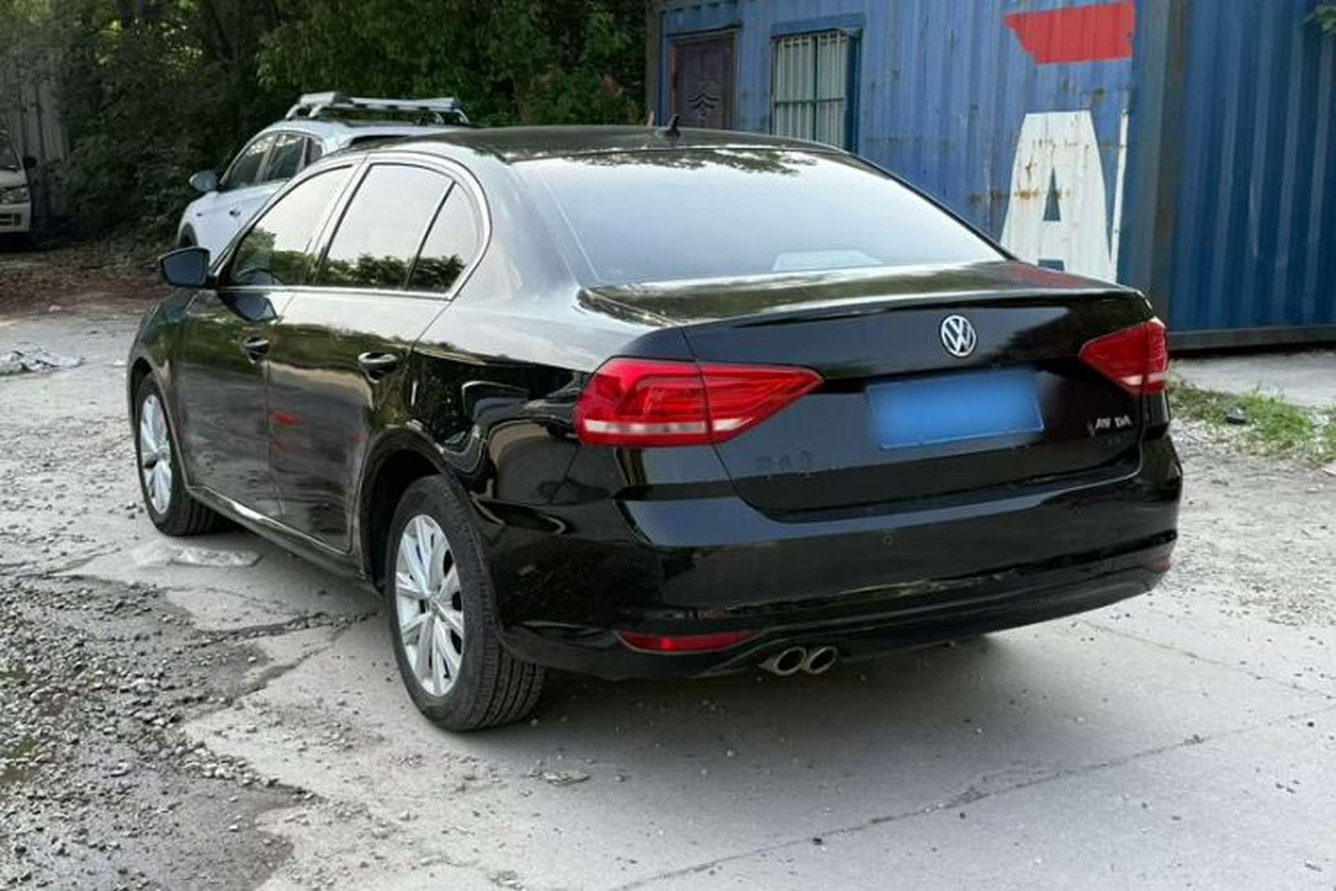 Used Volkswagen Lavida 2017 230TSI DSG Comfort Edition Exterior 4