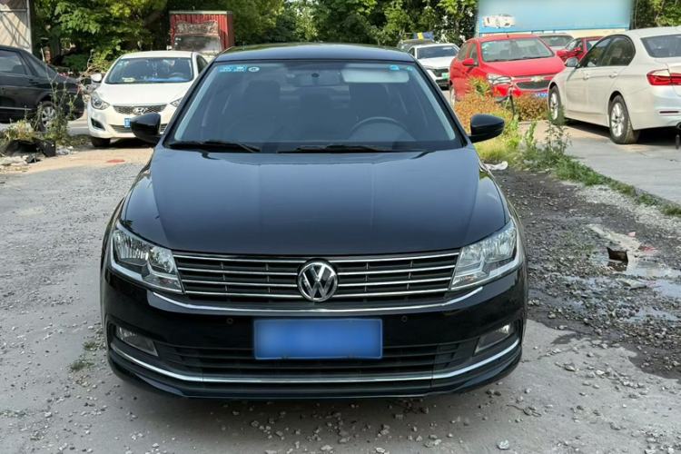 Used Volkswagen Lavida 2017 230TSI DSG Comfort Edition Exterior 5