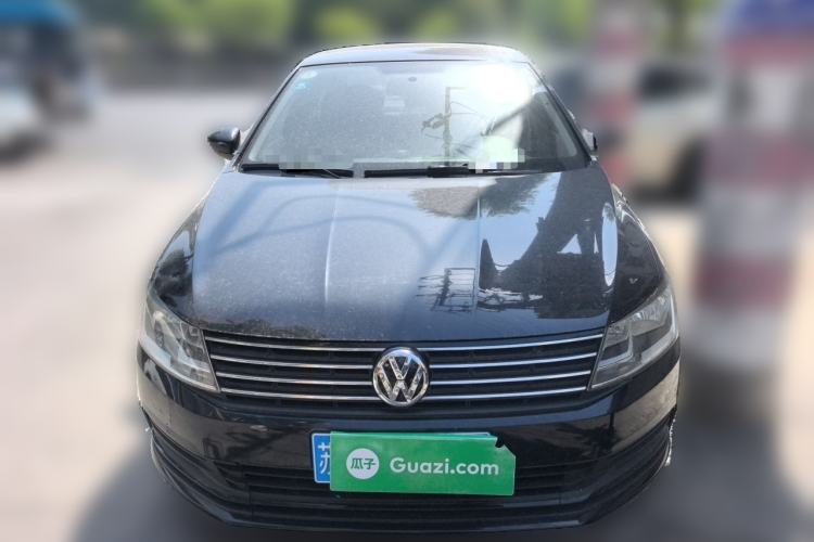 Used Volkswagen Lavida 2017 1.6L Manual Fashion Edition Front