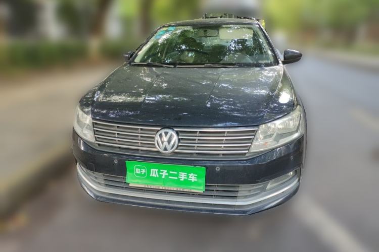 Used Volkswagen Lavida 2017 1.6L Automatic Comfort Edition Front