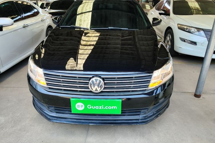 Used Volkswagen Lavida 2017 1.6L Automatic Fashion Edition Front
