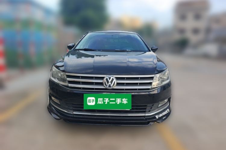 Used Volkswagen Lavida 2017 1.6L Automatic Comfort Edition Front