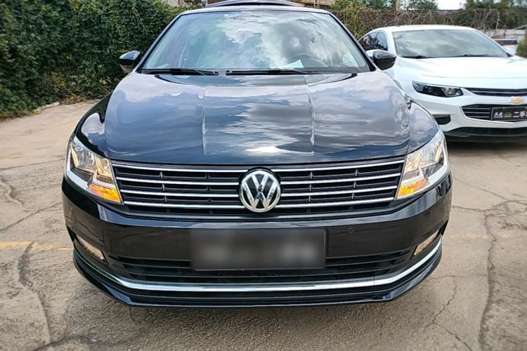 Used Volkswagen Lavida 2017 1.6L Manual Comfort Edition Front