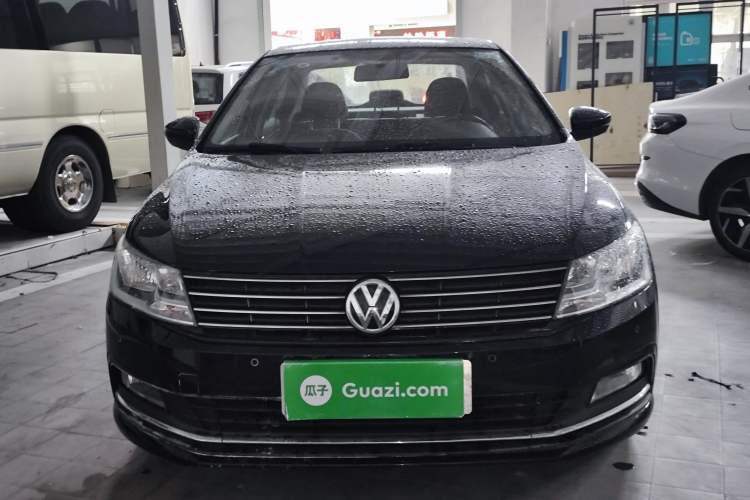 Used Volkswagen Lavida 2017 1.6L Manual Comfort Edition Front