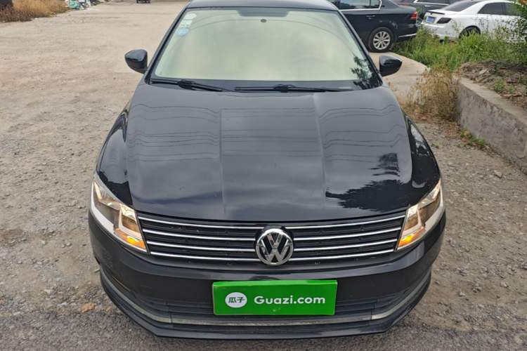 Used Volkswagen Lavida 2017 1.6L Automatic Fashion Edition Front