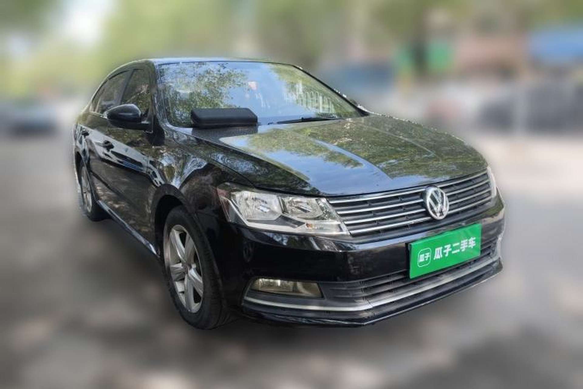 Used Volkswagen Lavida 2017 1.6L Manual Fashion Edition Front Right 45 Deg