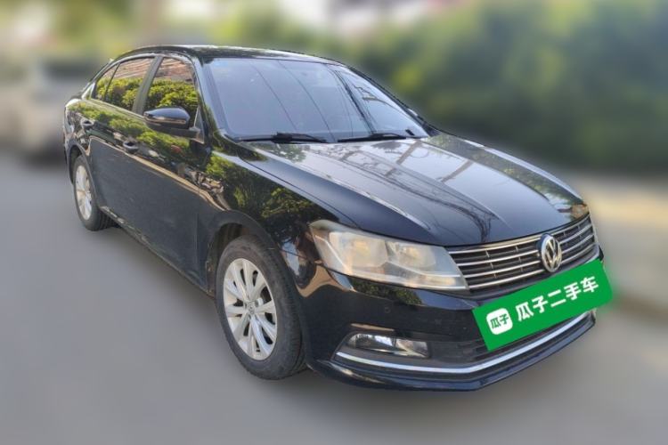 Used Volkswagen Lavida 2017 1.6L Automatic Comfort Edition Front Right 45 Deg