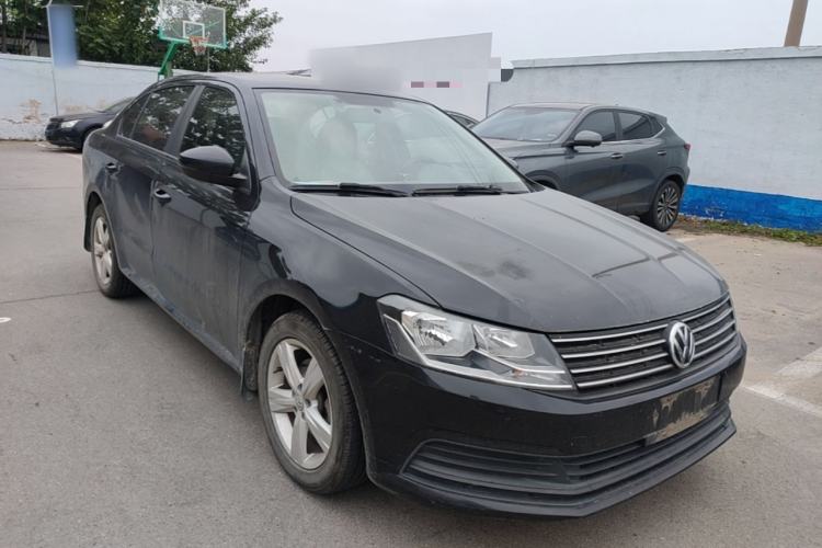 Used Volkswagen Lavida 2017 1.6L Automatic Fashion Edition Front Right 45 Deg