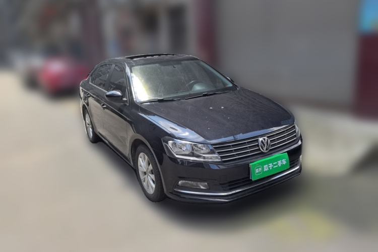 Used Volkswagen Lavida 2017 1.6L Automatic Comfort Edition Front Right 45 Deg
