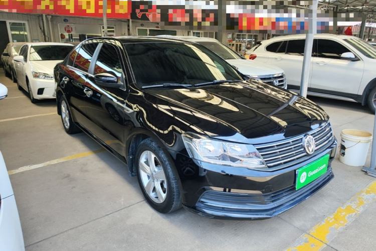 Used Volkswagen Lavida 2017 1.6L Automatic Fashion Edition Front Right 45 Deg