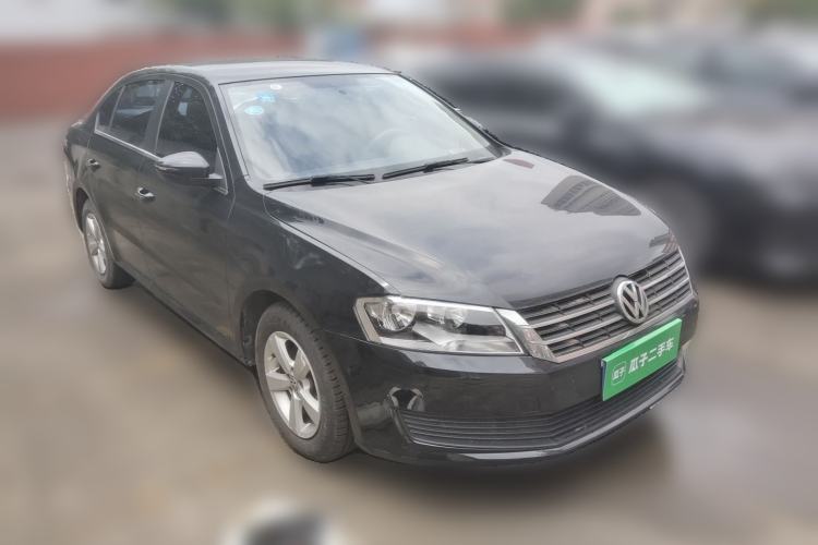 Used Volkswagen Lavida 2017 1.6L Automatic Fashion Edition Front Right 45 Deg