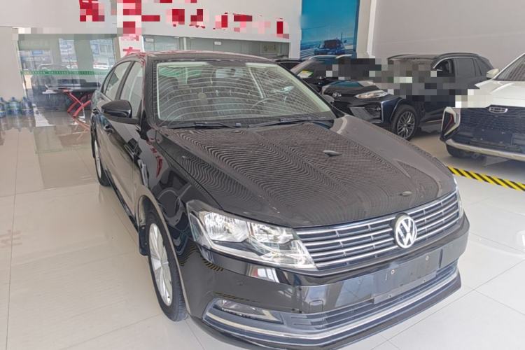 Used Volkswagen Lavida 2017 1.6L Automatic Comfort Edition Front Right 45 Deg