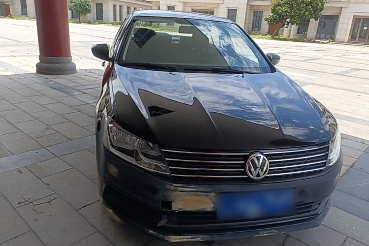Used Volkswagen Lavida 2017 1.6L Automatic Fashion Edition Front Right 45 Deg