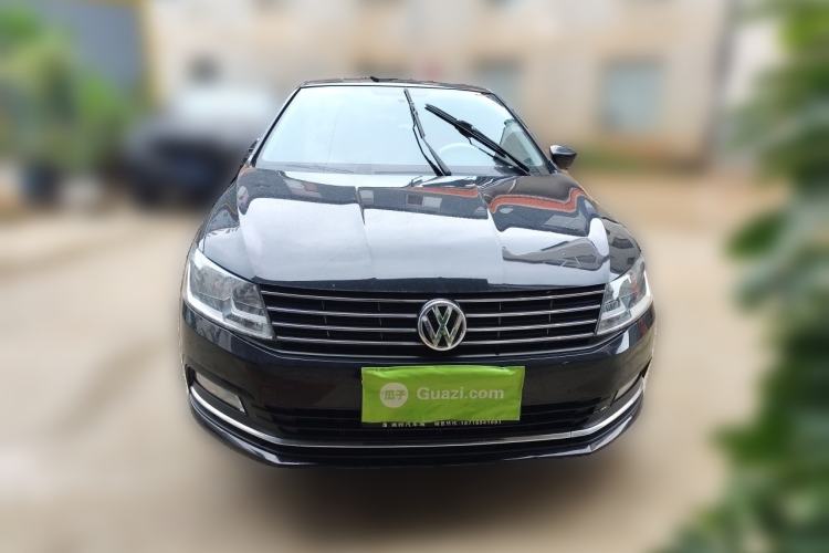 Used Volkswagen Lavida 2017 1.6L Automatic Comfort Edition Front