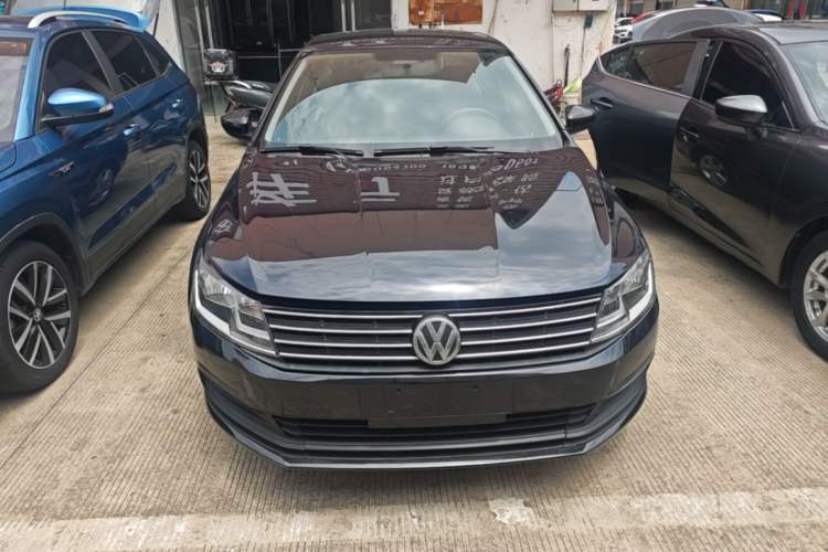 Used Volkswagen Lavida 2017 1.6L Automatic Fashion Edition Front
