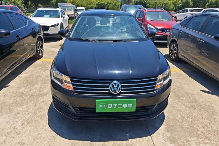 Used Volkswagen Lavida 2017 1.6L Automatic Fashion Edition Front