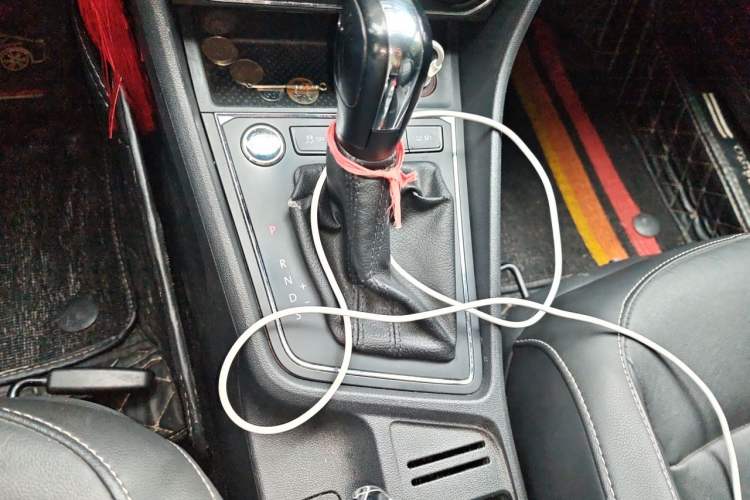 Used Volkswagen Lavida 2017 230TSI DSG Comfort Edition Gear Lever