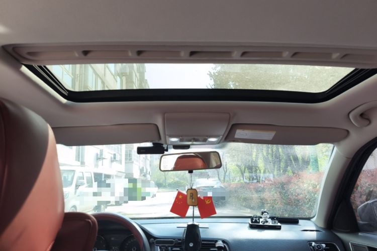 Used Volkswagen Lavida 2017 1.6L Automatic Comfort Edition Headliner