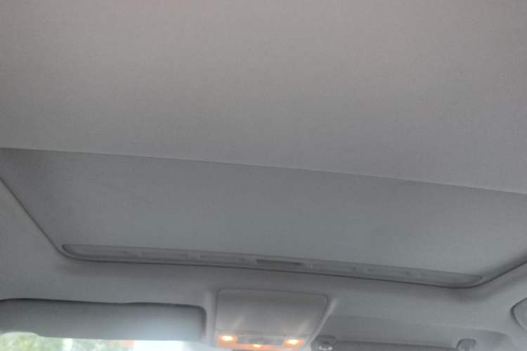Used Volkswagen Lavida 2017 1.6L Automatic Comfort Edition Headliner