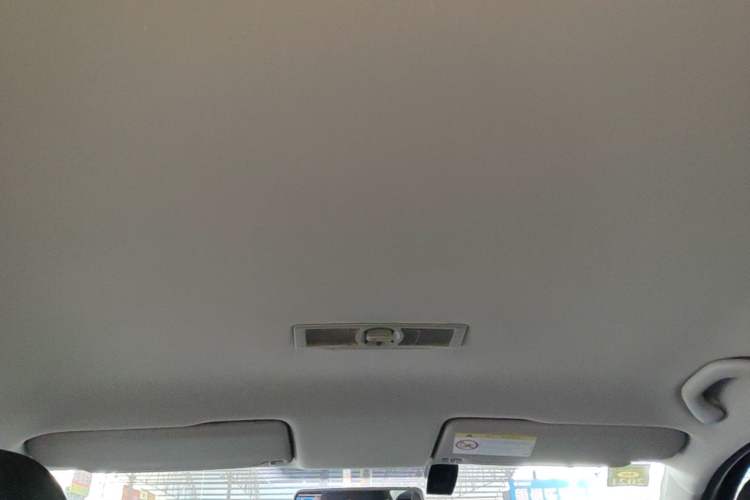 Used Volkswagen Lavida 2017 1.6L Automatic Fashion Edition Headliner