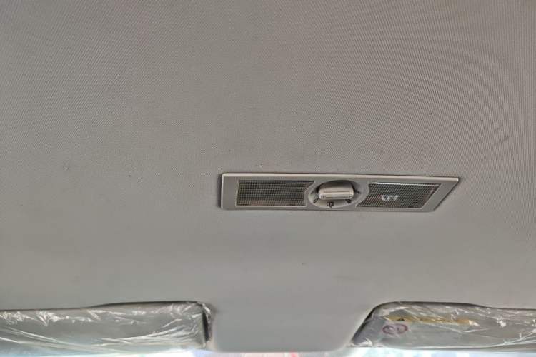 Used Volkswagen Lavida 2017 1.6L Manual Fashion Edition Headliner