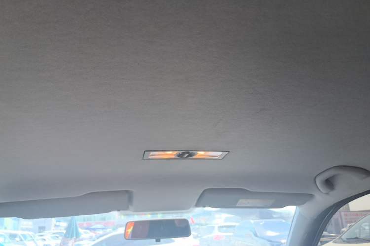 Used Volkswagen Lavida 2017 1.6L Automatic Fashion Edition Headliner