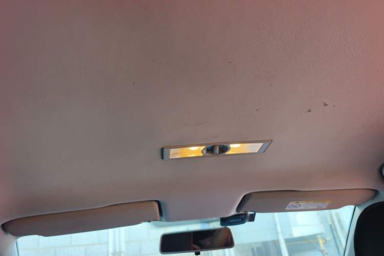 Used Volkswagen Lavida 2017 1.6L Automatic Fashion Edition Headliner