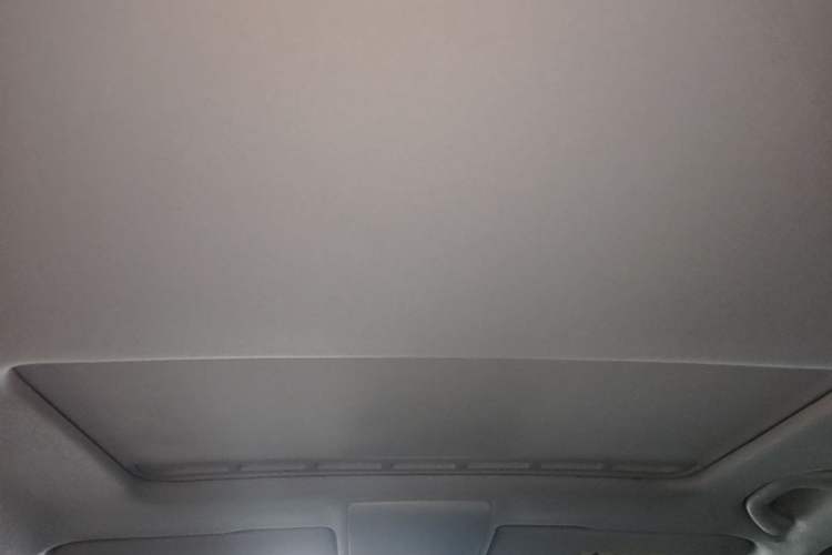 Used Volkswagen Lavida 2017 1.6L Automatic Comfort Edition Headliner