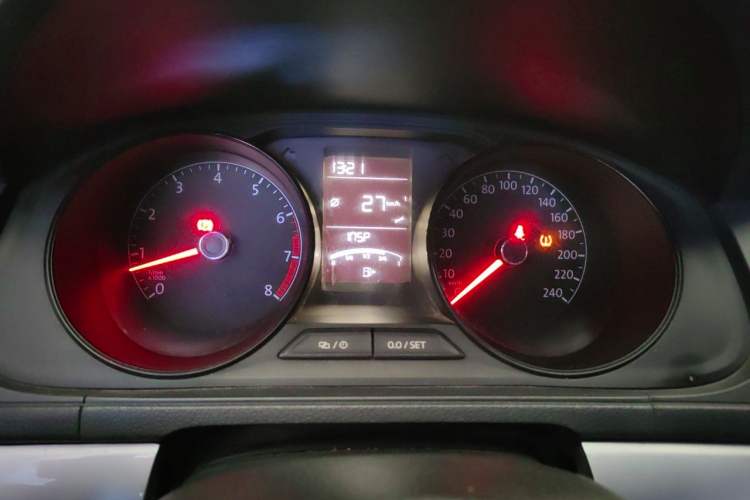 Used Volkswagen Lavida 2017 1.6L Manual Fashion Edition Instrument Cluster
