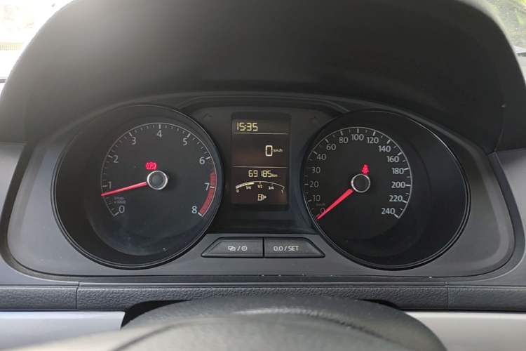 Used Volkswagen Lavida 2017 1.6L Manual Fashion Edition Instrument Cluster