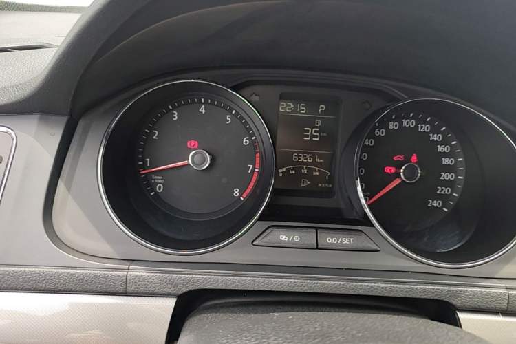 Used Volkswagen Lavida 2017 230TSI DSG Comfort Edition Instrument Cluster