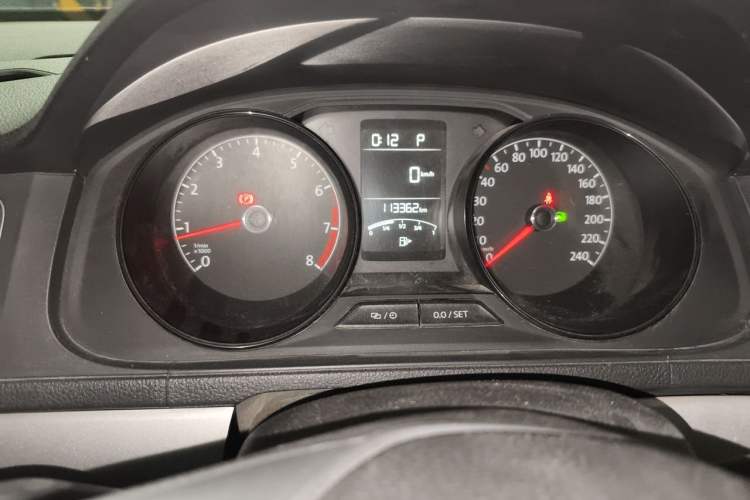 Used Volkswagen Lavida 2017 1.6L Automatic Fashion Edition Instrument Cluster