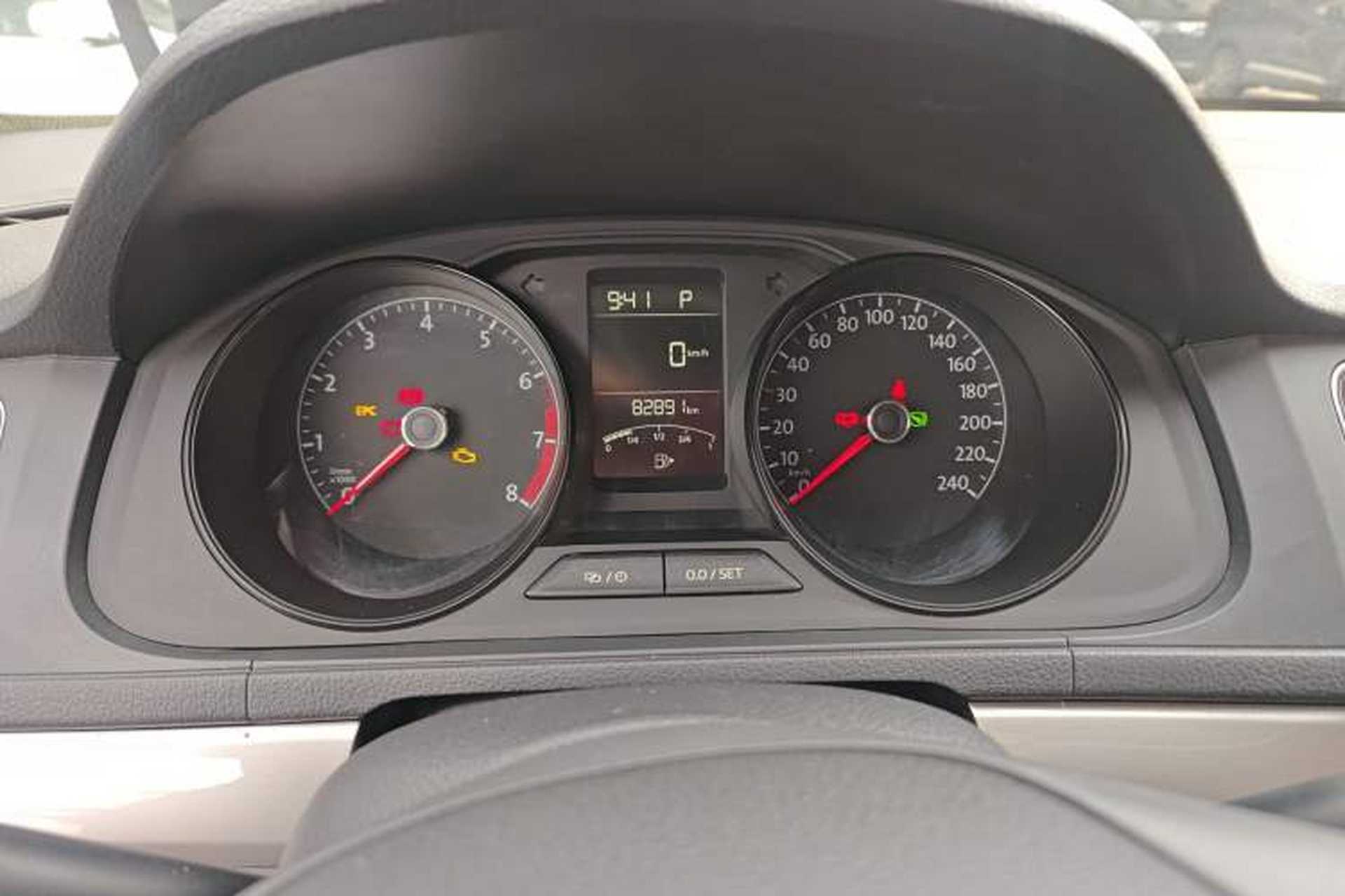 Used Volkswagen Lavida 2017 1.6L Automatic Fashion Edition Instrument Cluster