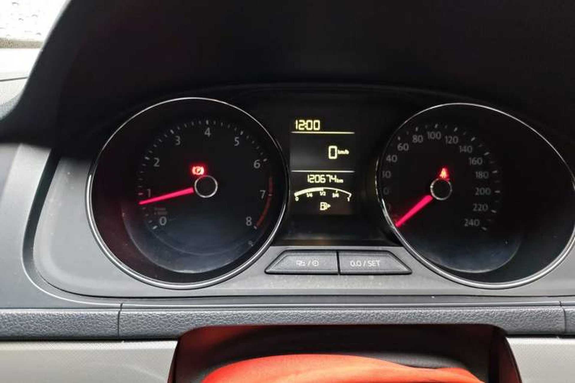 Used Volkswagen Lavida 2017 1.6L Manual Comfort Edition Instrument Cluster