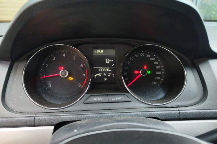 Used Volkswagen Lavida 2017 1.6L Automatic Comfort Edition Instrument Cluster