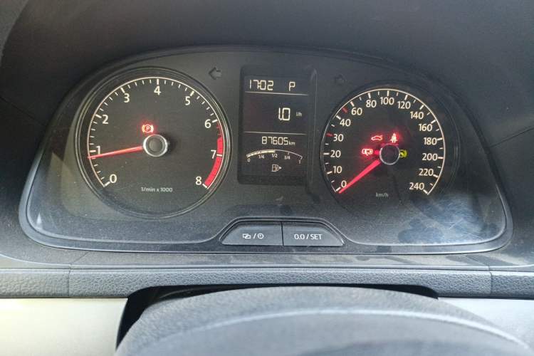 Used Volkswagen Lavida 2017 1.6L Automatic Comfort Edition Instrument Cluster