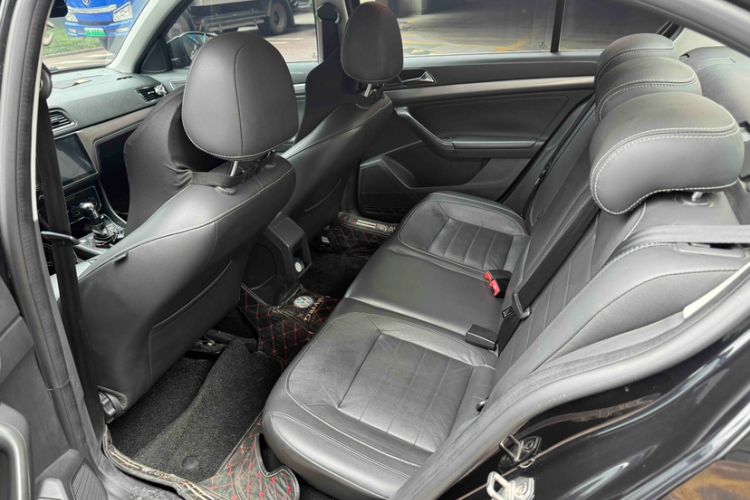 Used Volkswagen Lavida 2017 230TSI DSG Comfort Edition Interior 3
