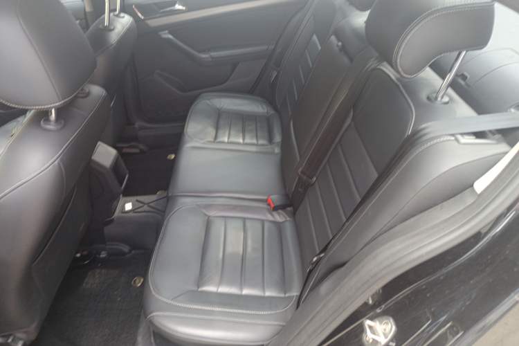 Used Volkswagen Lavida 2017 230TSI DSG Comfort Edition Interior 4