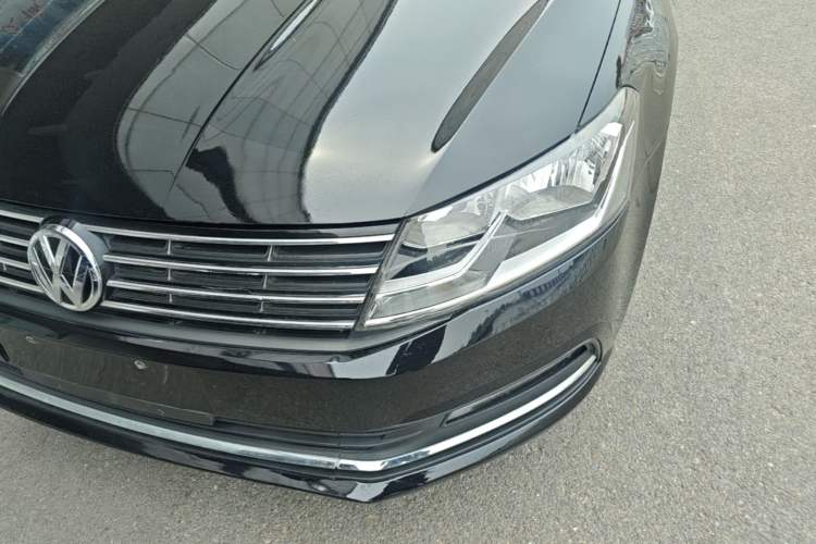Used Volkswagen Lavida 2017 1.6L Automatic Comfort Edition Left Front Headlight