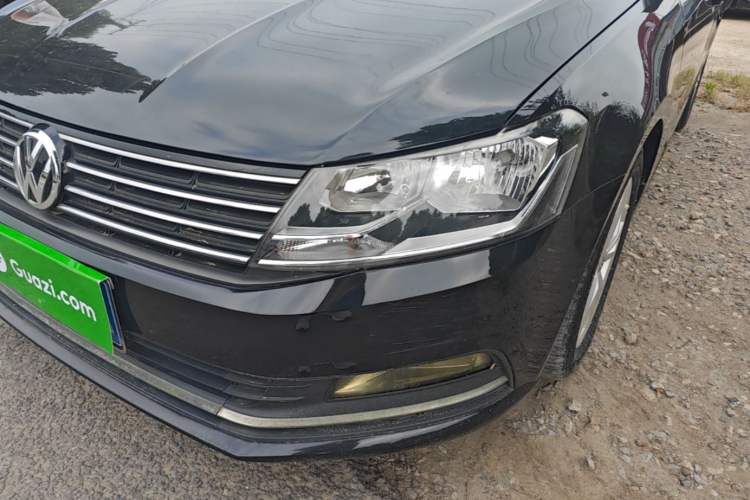 Used Volkswagen Lavida 2017 1.6L Automatic Fashion Edition Left Front Headlight