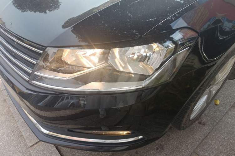 Used Volkswagen Lavida 2017 230TSI DSG Comfort Edition Left Front Headlight