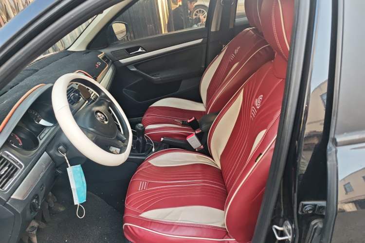 Used Volkswagen Lavida 2017 1.6L Manual Fashion Edition Left Front Seat