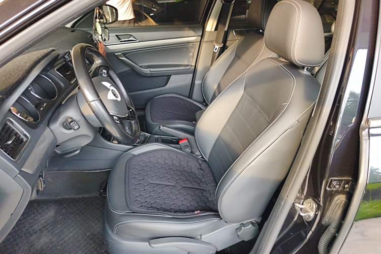 Used Volkswagen Lavida 2017 1.6L Manual Comfort Edition Left Front Seat