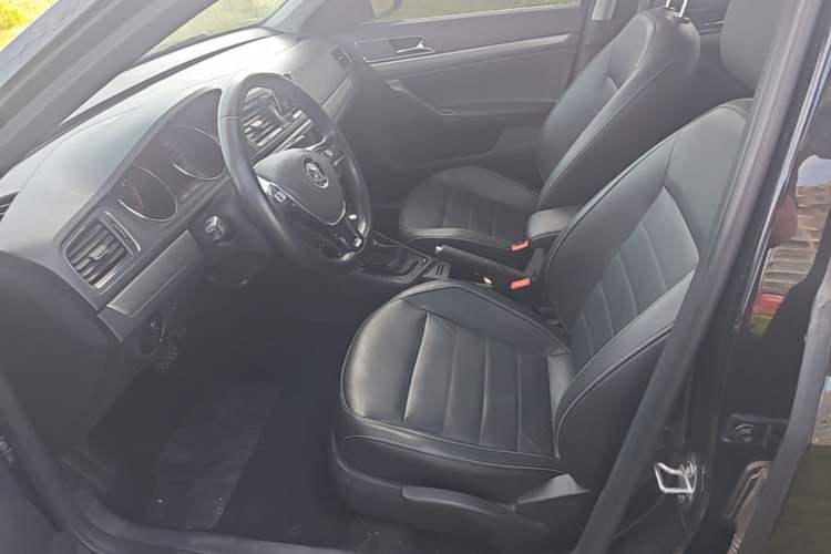 Used Volkswagen Lavida 2017 230TSI DSG Comfort Edition Left Front Seat