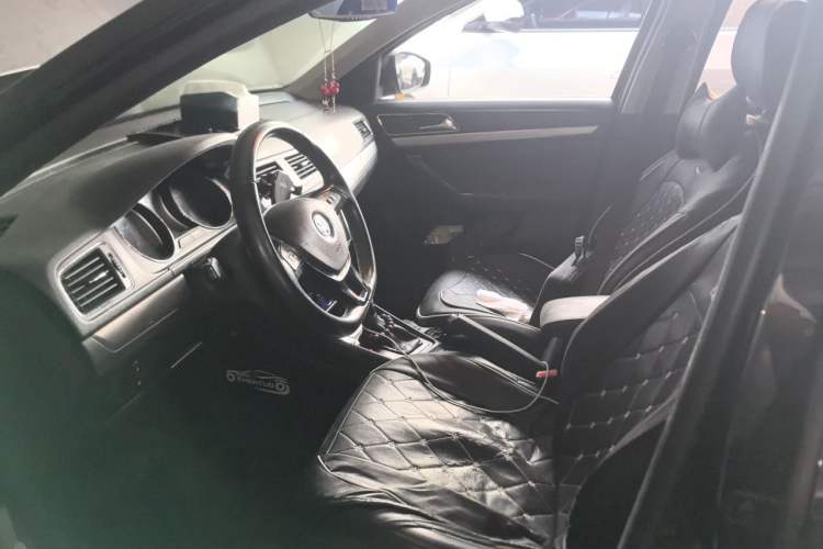 Used Volkswagen Lavida 2017 1.6L Automatic Comfort Edition Left Front Seat