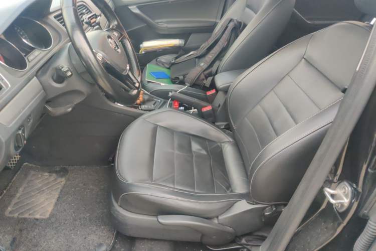 Used Volkswagen Lavida 2017 1.6L Automatic Comfort Edition Left Front Seat