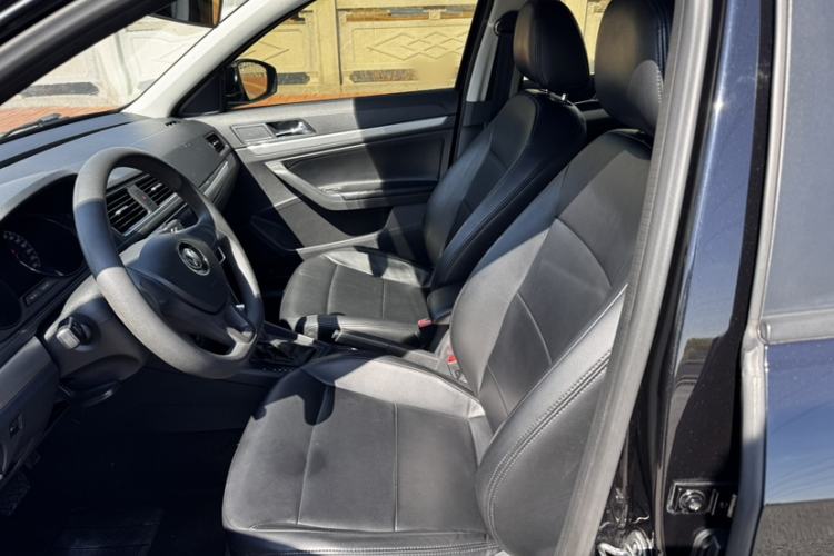 Used Volkswagen Lavida 2017 1.6L Automatic Fashion Edition Left Front Seat