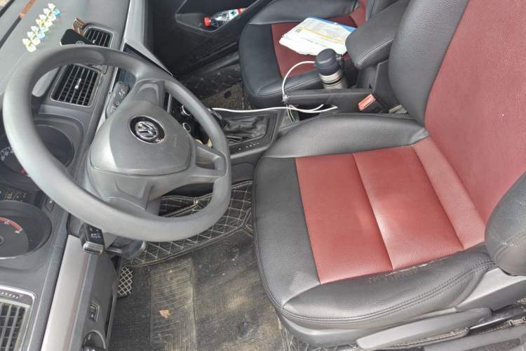 Used Volkswagen Lavida 2017 1.6L Automatic Fashion Edition Left Front Seat