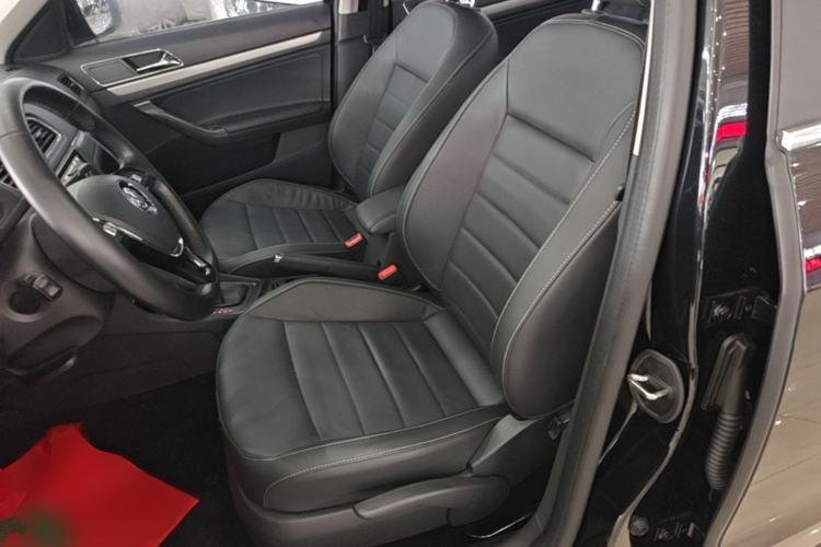 Used Volkswagen Lavida 2017 1.6L Automatic Comfort Edition Left Front Seat