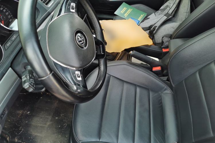 Used Volkswagen Lavida 2017 1.6L Automatic Comfort Edition Left Front Seat